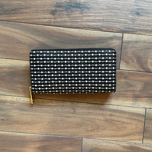 Fossil Zip Around Wallet, black stripes with cream dots - Picture 2 of 5